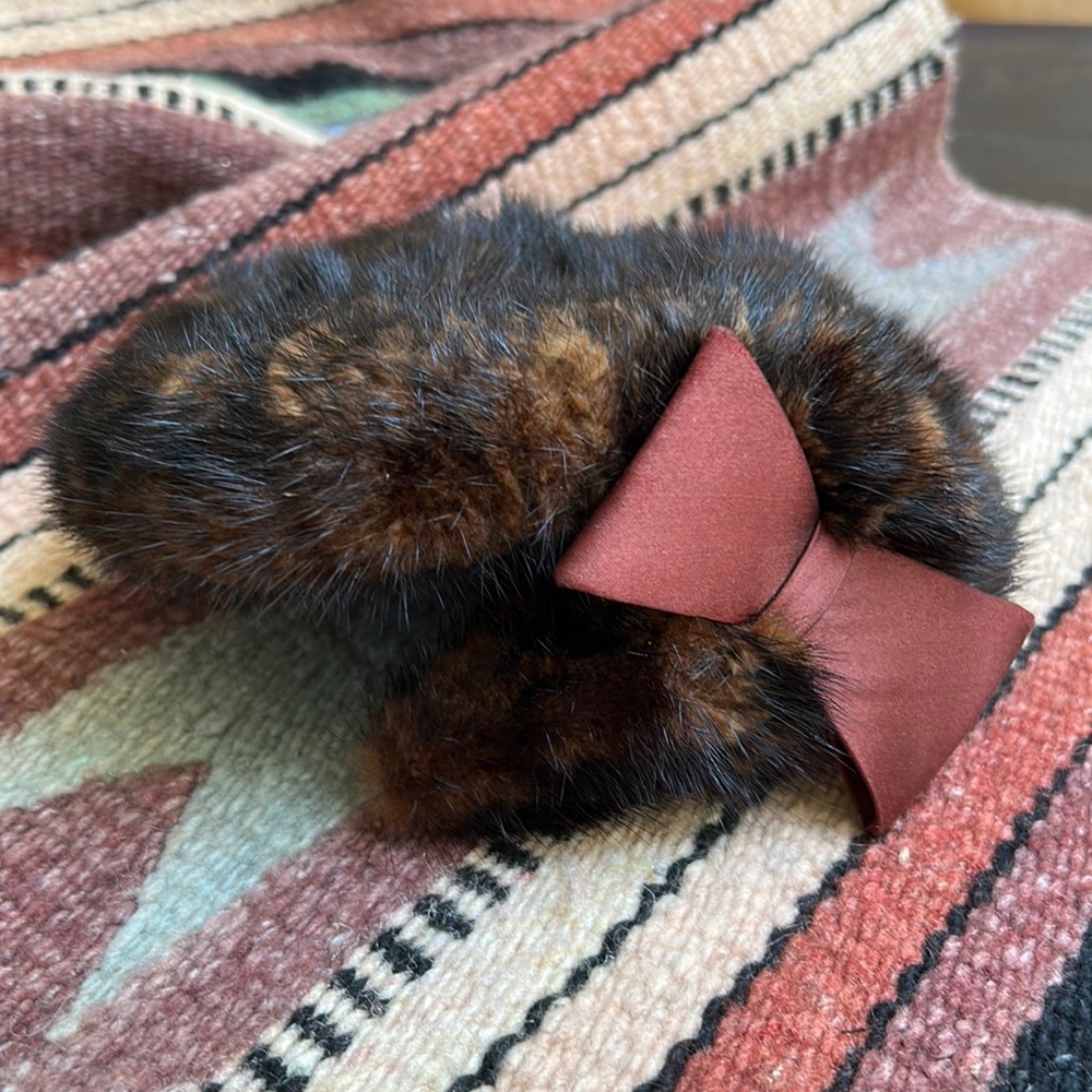 Vintage The May Company Cleveland Fur Calot Hat